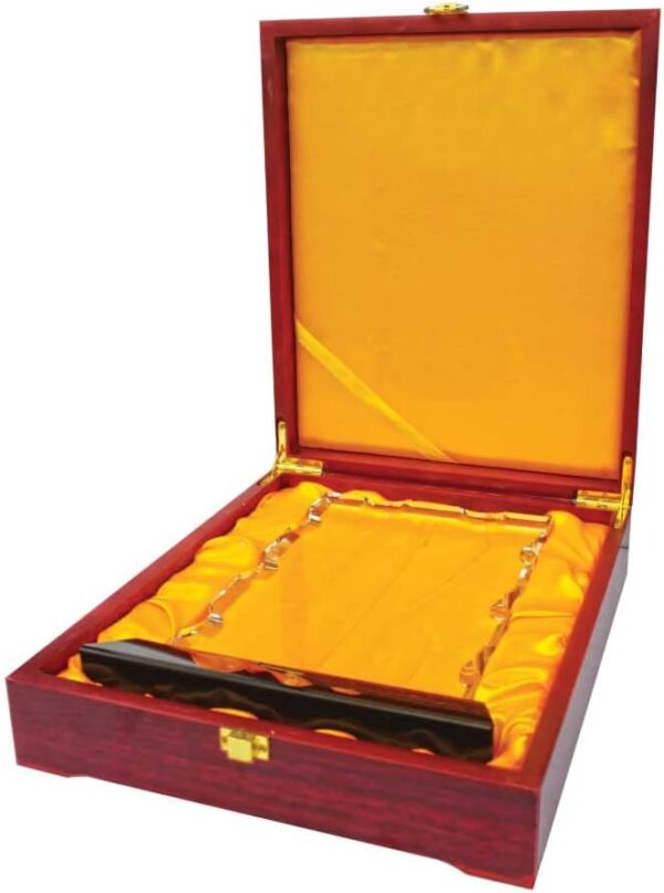 GS133 Crystal Award - Ready Printing with box (18cm x 24cm) - Image 4