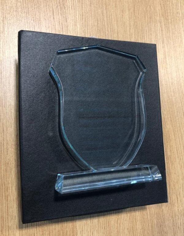 GS132 Crystal Awards with Glass | (130mm x 45mm x 175mm) - Image 3